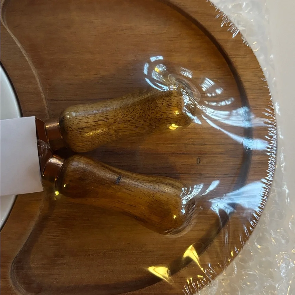 Twine Living Co. Gourmet Wood & Ceramic Cheese Board Gift Set.  New In Box